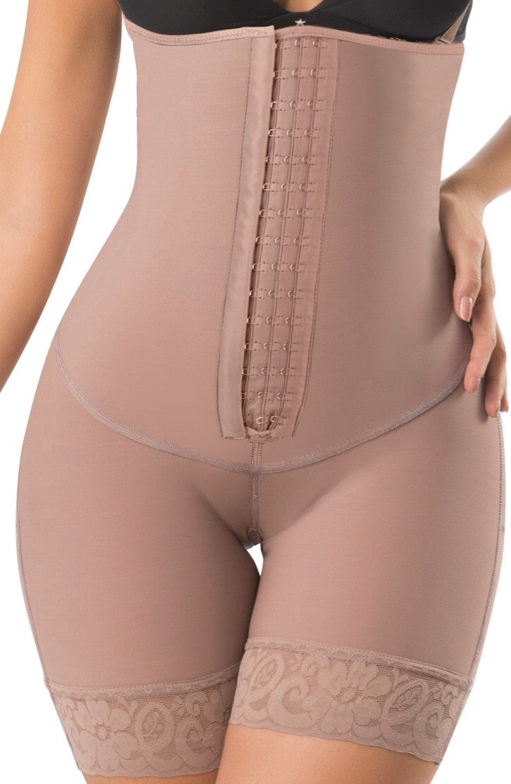 branded Manufacturer, shapewear, Corsets, womens apparel, activewear, hosiery, lingerie, bustiers, intimate apparel, sports wear, back support 